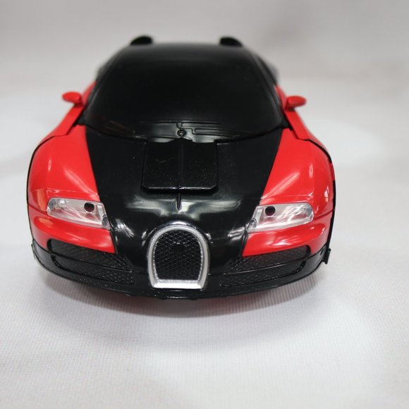 Deformed Car - Picture 3 of 12